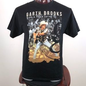 Garth Brooks World Tour 2014 Men L Graphic T Shirt
